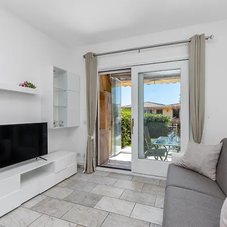 Casa Vacanze Leo Holiday home *