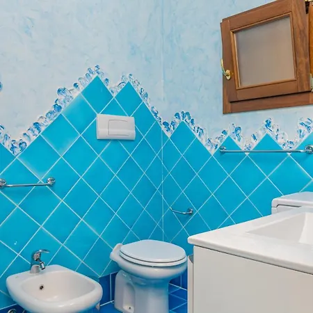 Holiday home Casa Vacanze Leo Olbia